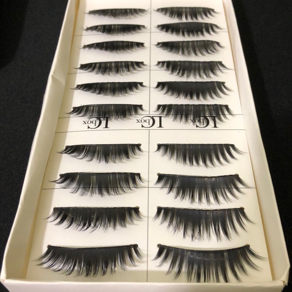 10 Pair Eyelashes New in Box - Picture 2 of 3